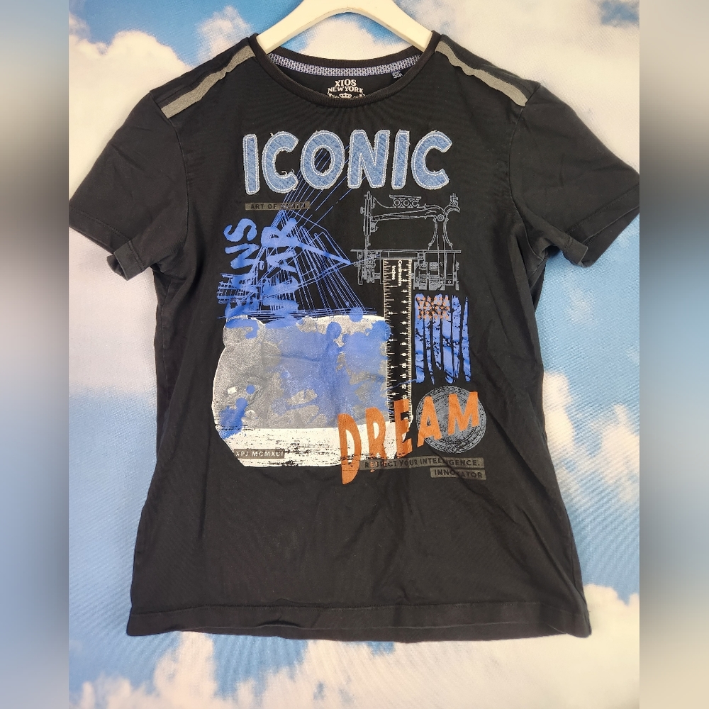 XIOS New York ICONIC Graphic T-Shirt Size Medium